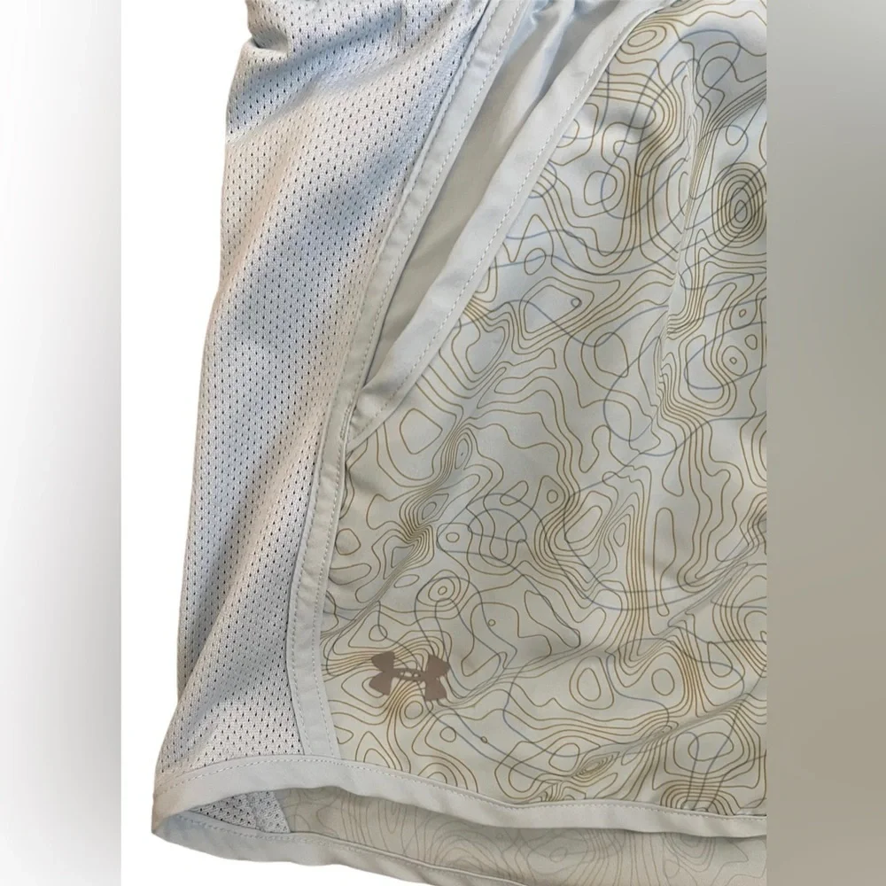 Nike & under Armour Womens shorts bundle 3 pairs Sz large